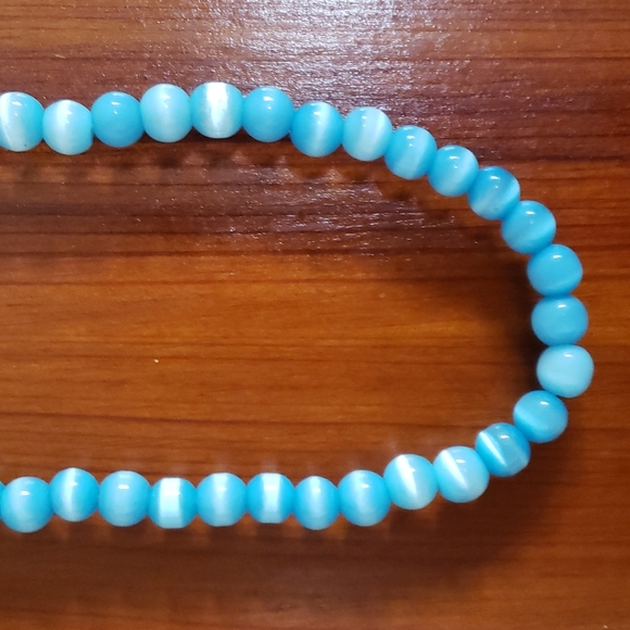 Vintage Shimmery Pearlescent Baby Blue Bead Necklace - Picture 1 of 5